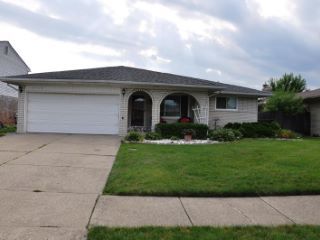 Foreclosed Home - 35715 RAINBOW DR, 48312