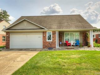 Foreclosed Home - 12136 BROUGHAM DR, 48312