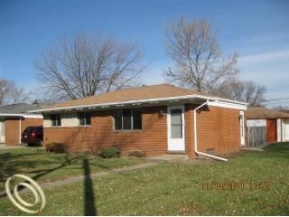 Foreclosed Home - 8685 PLUMBROOK RD, 48313