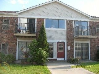 Foreclosed Home - 43284 MOUND RD APT 406, 48314