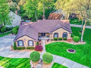 Foreclosed Home - List 100411317
