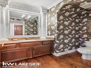 Foreclosed Home - List 100412443