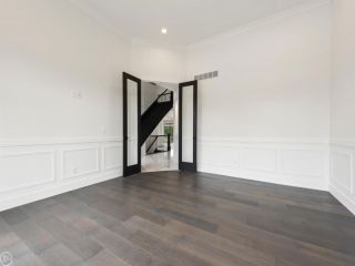 Foreclosed Home - List 100600279