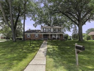 Foreclosed Home - List 100745330