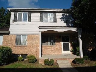 Foreclosed Home - 1956 ORCHARD CREST ST, 48317