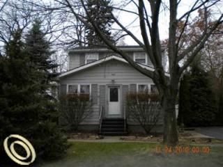 Foreclosed Home - 1464 BENVENUE ST, 48320