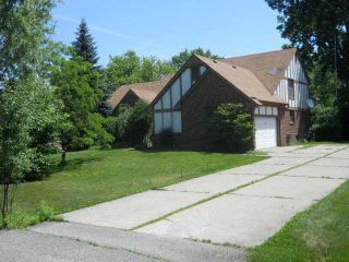 Foreclosed Home - 7371 FINNEGAN DR, 48322