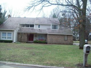 Foreclosed Home - 3642 OLD PINE WAY, 48324