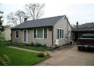 Foreclosed Home - 2485 JONES RD, 48327