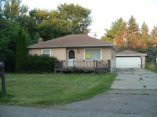 Foreclosed Home - 1739 ORCHID ST, 48328