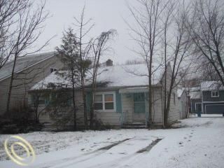 Foreclosed Home - 1396 BEACHLAND BLVD, 48328