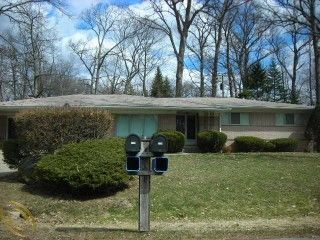 Foreclosed Home - 3165 ANGELUS DR, 48329