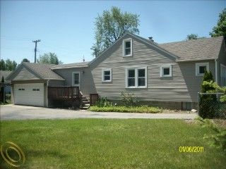 Foreclosed Home - 4455 LOUELLA DR, 48329