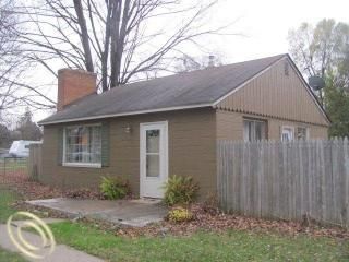 Foreclosed Home - 6411 MONROVIA DR, 48329