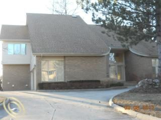 Foreclosed Home - 30699 HUNTSMAN DR W, 48331