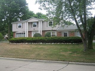Foreclosed Home - 30026 FERNHILL DR, 48334