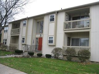 Foreclosed Home - 27860 BERRYWOOD LN UNIT 17, 48334