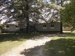 Foreclosed Home - 34001 Edmonton St, 48335