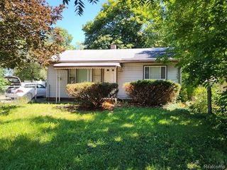 Foreclosed Home - 840 PARKWOOD AVE, 48340