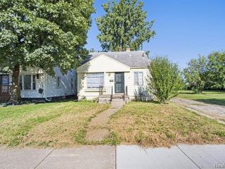 Foreclosed Home - 18 EARLMOOR BLVD, 48341