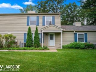 Foreclosed Home - 3245 NORTHFIELD CT, 48360