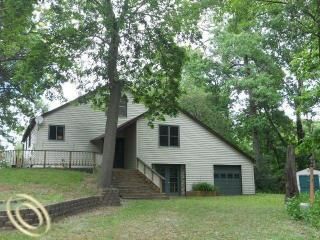 Foreclosed Home - 680 INDIANWOOD RD, 48362