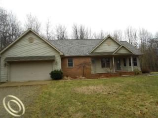 Foreclosed Home - 725 W LEONARD RD, 48367