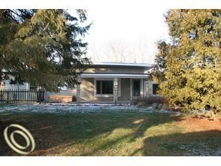 Foreclosed Home - 3100 S SASHABAW RD, 48371
