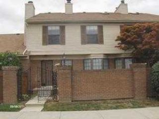 Foreclosed Home - 22211 PONDVIEW, 48375