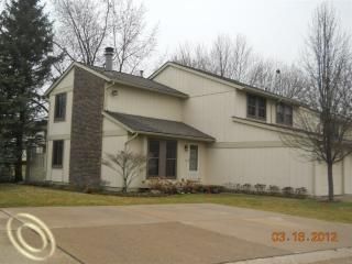Foreclosed Home - 22703 CRANBROOKE DR, 48375