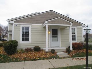 Foreclosed Home - 39764 VILLAGE WOOD CIR, 48375