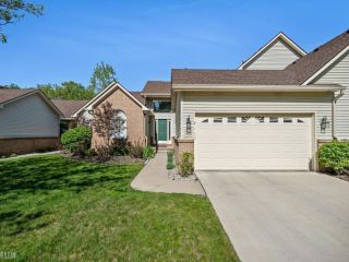 Foreclosed Home - 1005 BIRD SONG LN, 48381