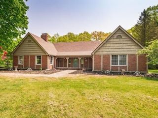 Foreclosed Home - 3301 MORROW LN, 48381