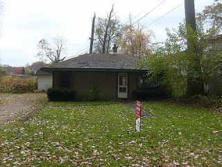 Foreclosed Home - 3842 VANSTONE DR, 48382