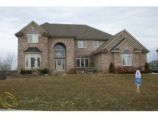 Foreclosed Home - 8715 EASTWAY DR, 48386