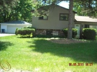 Foreclosed Home - 9017 GLADYS ST, 48386