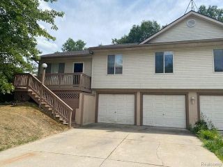 Foreclosed Home - 237 SUMMIT RDG, 48386