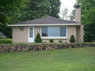 Foreclosed Home - 3310 BUSS DR, 48390