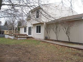 Foreclosed Home - 2820 S COMMERCE RD, 48390