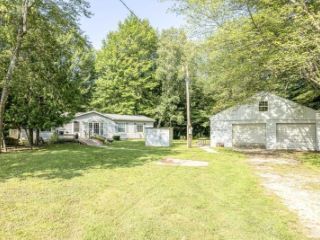 Foreclosed Home - 2440 PHIPPS RD, 48401