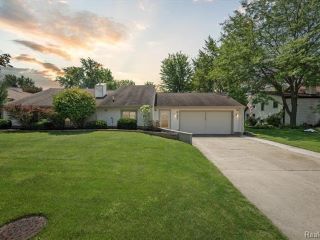 Foreclosed Home - 8192 CALLEE CT, 48423