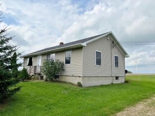 Foreclosed Home - 5429 N RUTH RD, 48427