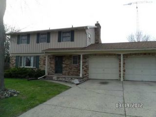 Foreclosed Home - 603 N WICKSHIRE LN, 48429