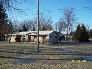 Foreclosed Home - 1433 N LONG LAKE RD, 48430
