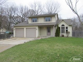 Foreclosed Home - 1027 SWAN LN, 48430