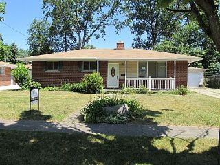 Foreclosed Home - 712 WORCHESTER DR, 48430