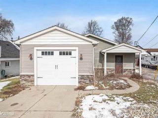 Foreclosed Home - 3374 PONEMAH DR, 48430