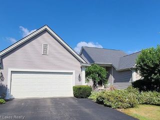 Foreclosed Home - 16040 SILVERWOOD DR, 48430