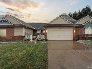 Foreclosed Home - 662 SHOREVIEW CT, 48430