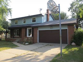 Foreclosed Home - 12171 PINE ROW LN, 48439